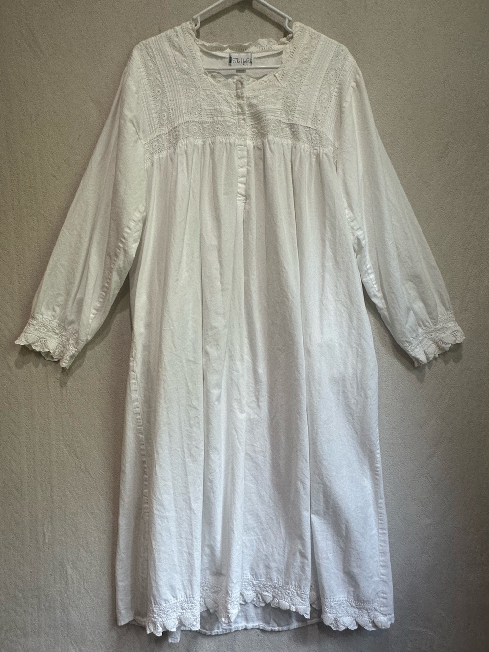 The 1 For U White Long Cotton Nightgown with Lace Trim Side Pockets Sz XXL